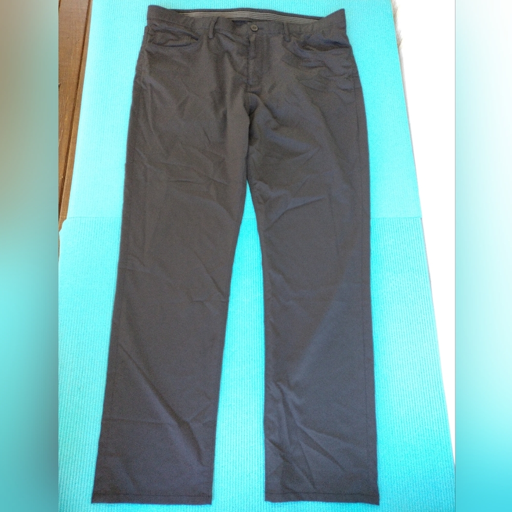 Perry Ellis Men's Slim Fit Stretch Black Pants Lightweight 38X32